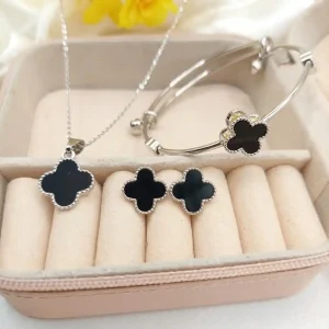 Black Clover Sterling Silver Jewelry Set